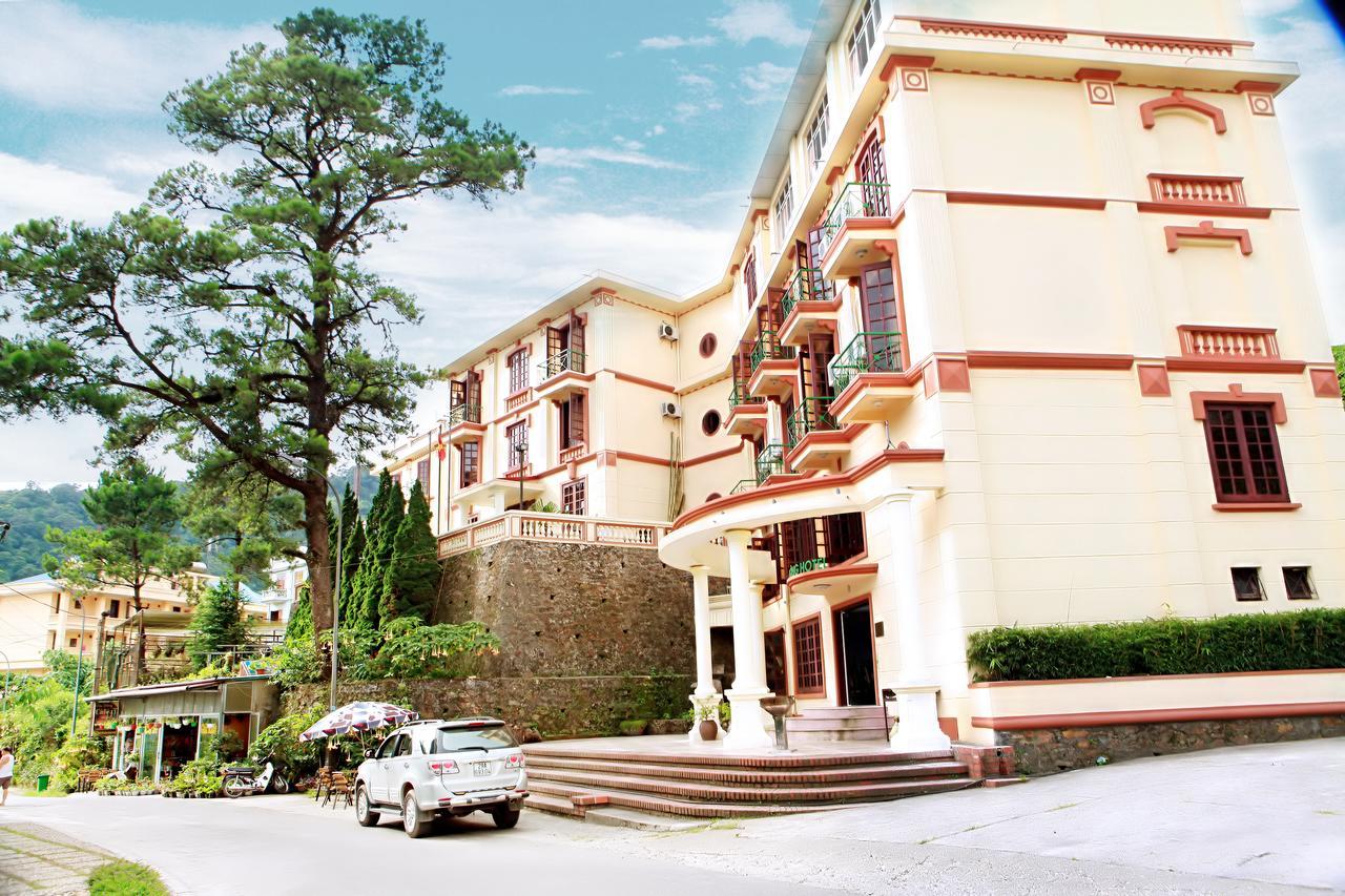 Hotel Khach San Cay Thong Tam Ðảo Exterior foto